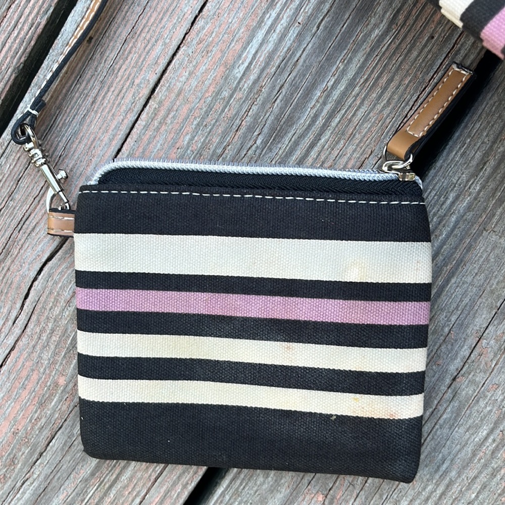 3/$25💜 Victoria’s Secret bag & coin purse. - Picture 3 of 11